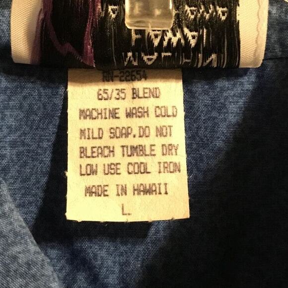 Malihini Hawaii Men’s L Blue White Fin Short Sleeve Button Down Hawaiian Shirt - Picture 4 of 12